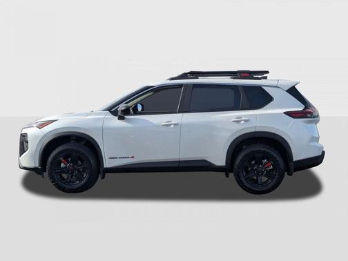 Everest White Pearl Tricoat 2026 Nissan Rogue Rock Creek