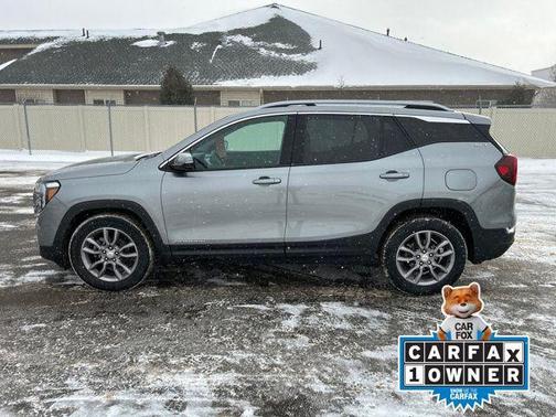 2023 GMC Terrain SLT