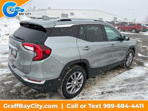 2023 GMC Terrain SLT