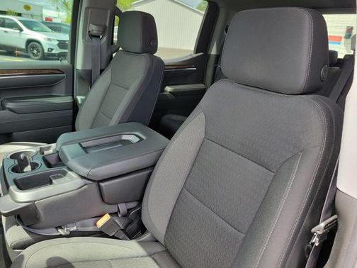 Onyx Black 2024 GMC Sierra 1500 SLE