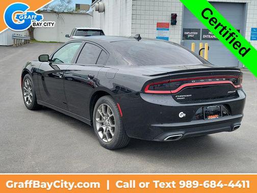 Pitch Black Clearcoat 2017 Dodge Charger SXT