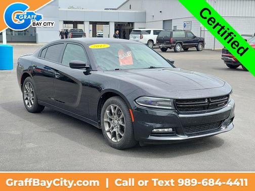 Pitch Black Clearcoat 2017 Dodge Charger SXT