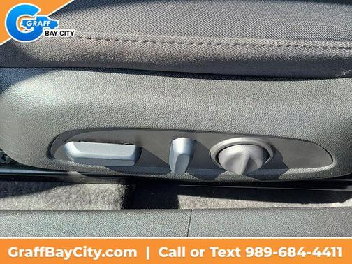 Mosaic Black Metallic 2025 Chevrolet Malibu FWD 1LT