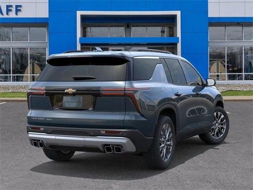2025 Chevrolet Traverse LT
