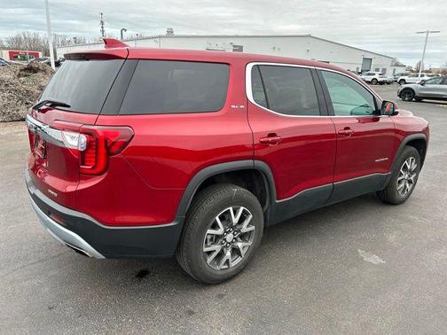 2023 GMC Acadia AWD SLE