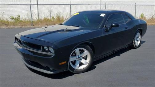 2012 Dodge Challenger SXT