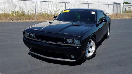 2012 Dodge Challenger SXT