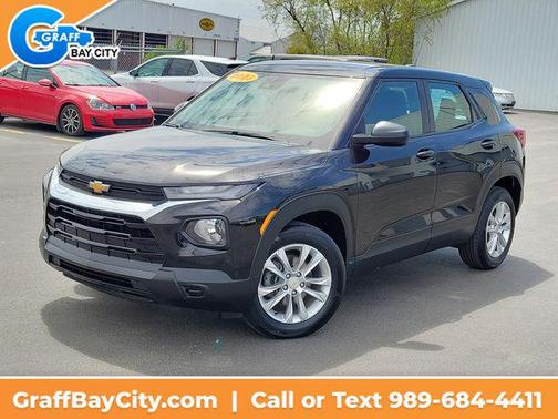 Mosaic Black Metallic 2023 Chevrolet Trailblazer LS