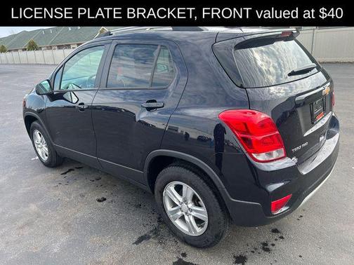 Midnight Blue Metallic 2022 Chevrolet Trax LT