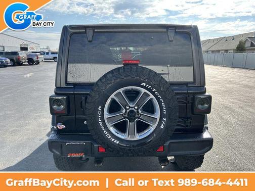 Black Clearcoat 2018 Jeep Wrangler Unlimited Sahara