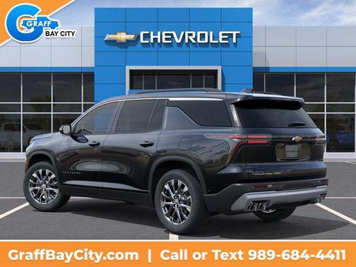 Mosaic Black Metallic 2026 Chevrolet Traverse LT