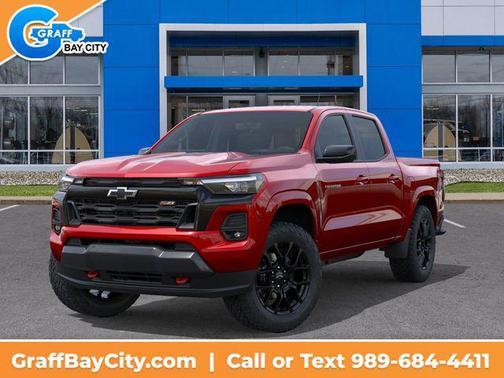 Radiant Red Tintcoat 2026 Chevrolet Colorado Z71