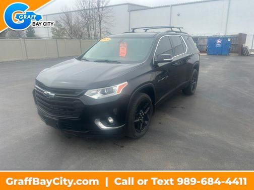 Black 2020 Chevrolet Traverse LT Cloth