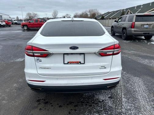 2020 Ford Fusion SE
