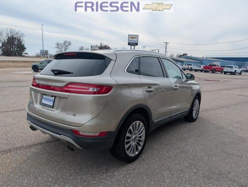 2015 Lincoln MKC Base