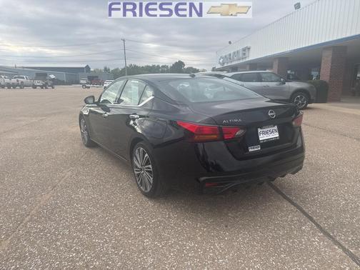 2023 Nissan Altima 2.5 SL