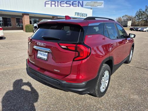 2021 GMC Terrain SLE