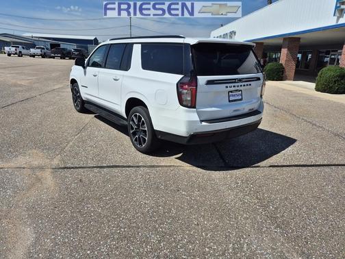 2022 Chevrolet Suburban RST