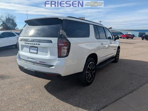 2022 Chevrolet Suburban RST