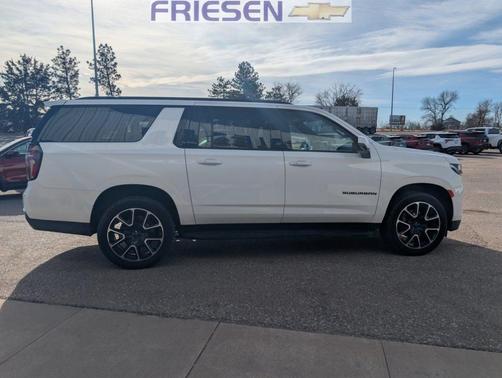 2022 Chevrolet Suburban RST