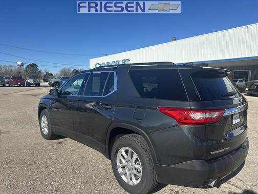 2021 Chevrolet Traverse LT Cloth