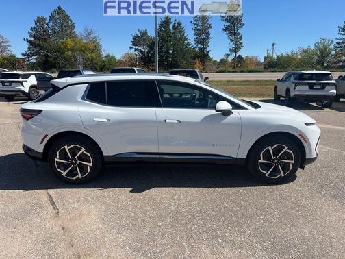 2024 Chevrolet Equinox EV LT