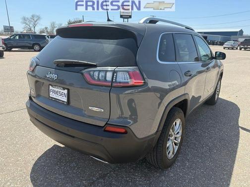 2021 Jeep Cherokee Latitude Lux