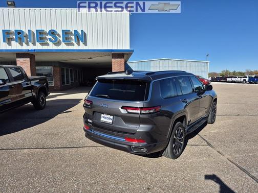2022 Jeep Grand Cherokee L Overland