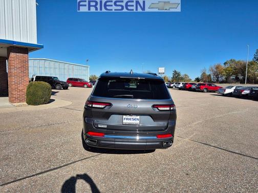 2022 Jeep Grand Cherokee L Overland