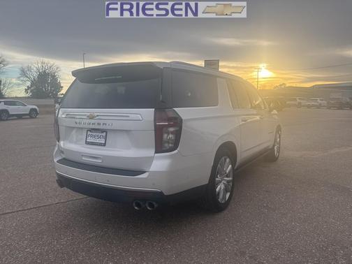 2023 Chevrolet Suburban High Country