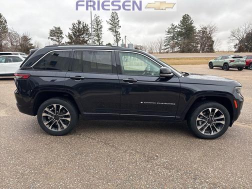 2022 Jeep Grand Cherokee 4xe Overland