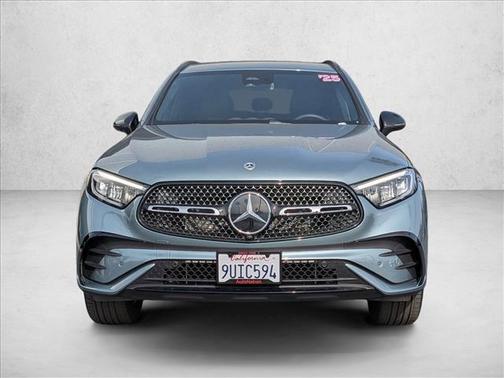 2025 Mercedes-Benz GLC 300 Base