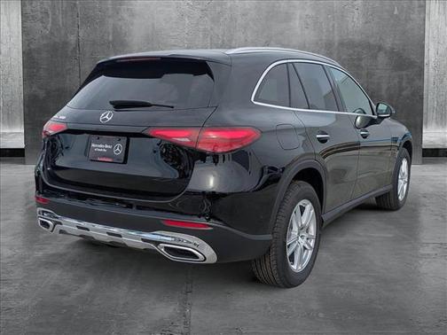 2025 Mercedes-Benz GLC 300 Base