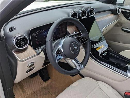 2025 Mercedes-Benz GLC 350e Base