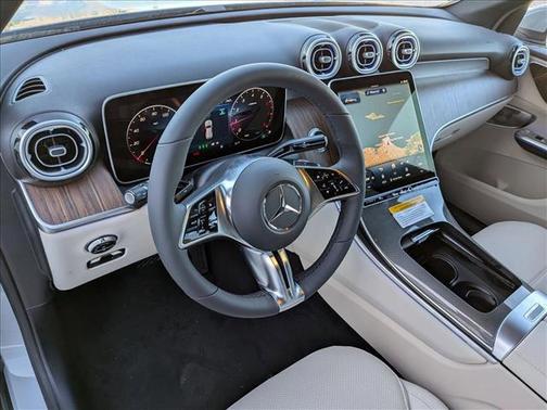 2026 Mercedes-Benz GLC 300 Base