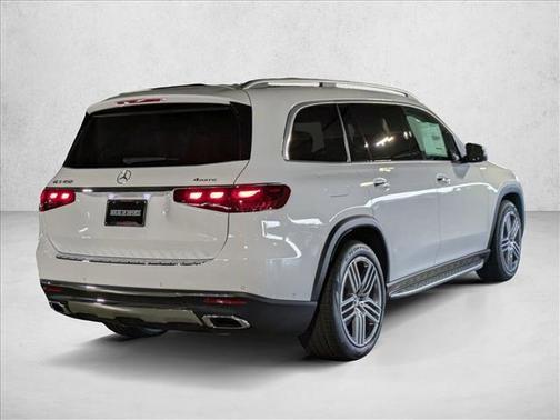 2026 Mercedes-Benz GLS 450 4MATIC