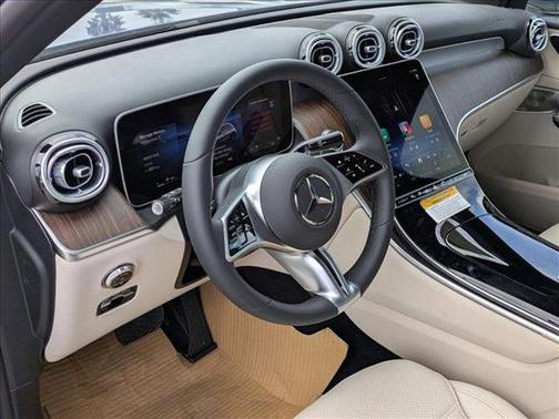 2025 Mercedes-Benz GLC 350e Base