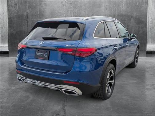 2025 Mercedes-Benz GLC 350e Base
