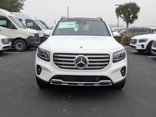 Polar White 2026 Mercedes-Benz GLB 250 Base