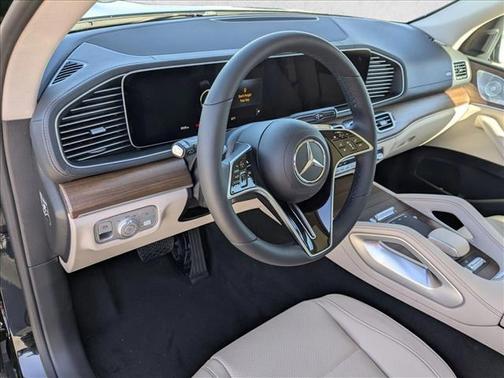 2026 Mercedes-Benz GLS 450 4MATIC