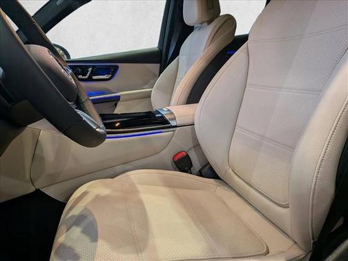 2026 Mercedes-Benz GLC 300 Base