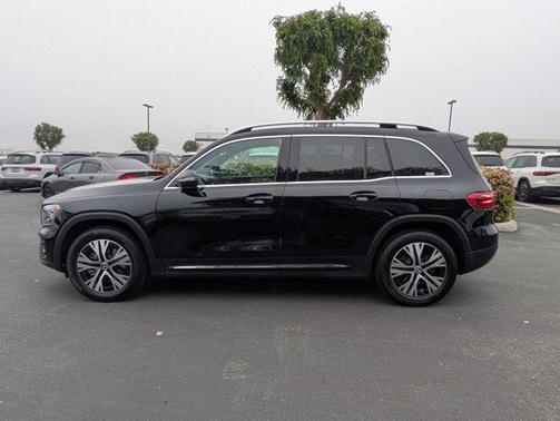 Night Black 2026 Mercedes-Benz GLB 250 Base