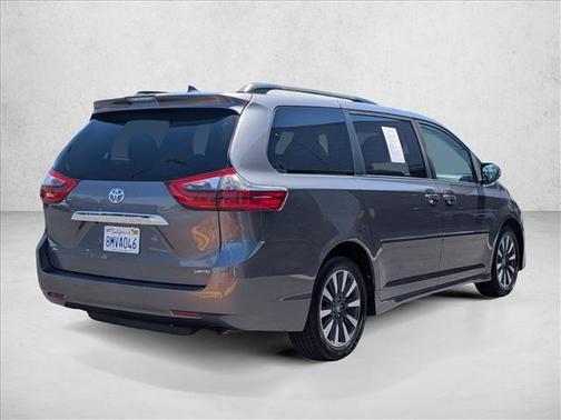 Predawn Gray Mica 2020 Toyota Sienna Limited