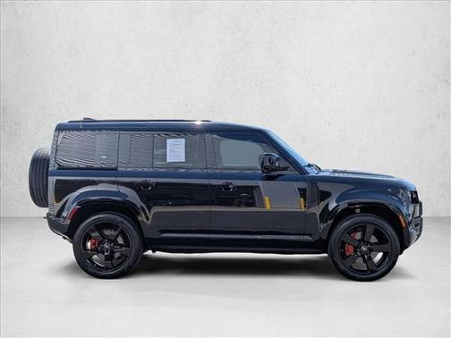 Santorini Black Metallic 2020 Land Rover Defender 110 X