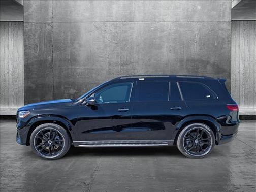 2025 Mercedes-Benz GLS 580 4MATIC