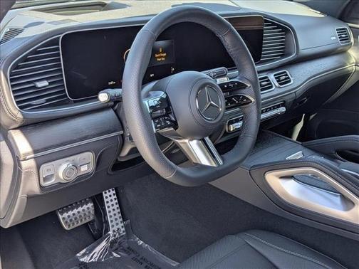 2025 Mercedes-Benz GLS 580 4MATIC