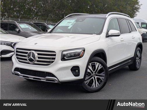 Polar White 2026 Mercedes-Benz GLB 250 Base