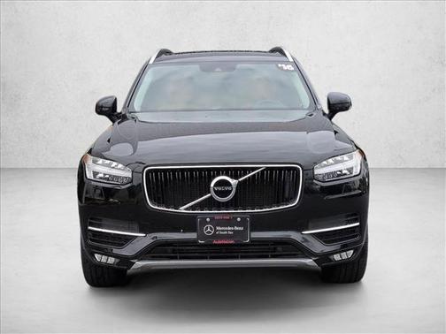 2016 Volvo XC90 T5 Momentum