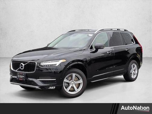 2016 Volvo XC90 T5 Momentum