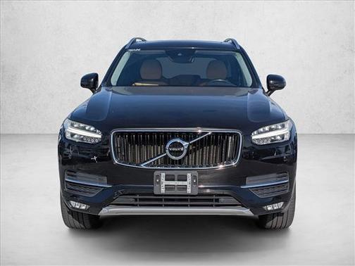 2016 Volvo XC90 T5 Momentum